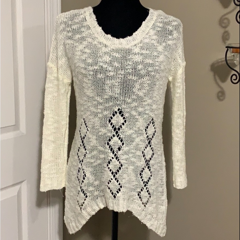 Charlotte Russe Sweater Small
 Sweater EUC~  5 items for 25